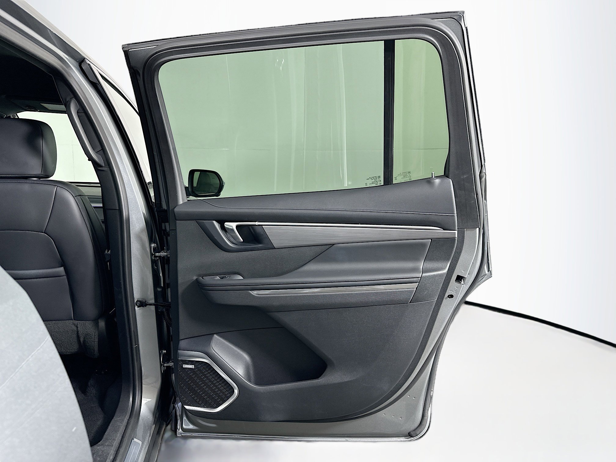 Used 2025 Buick Enclave Preferred image 31