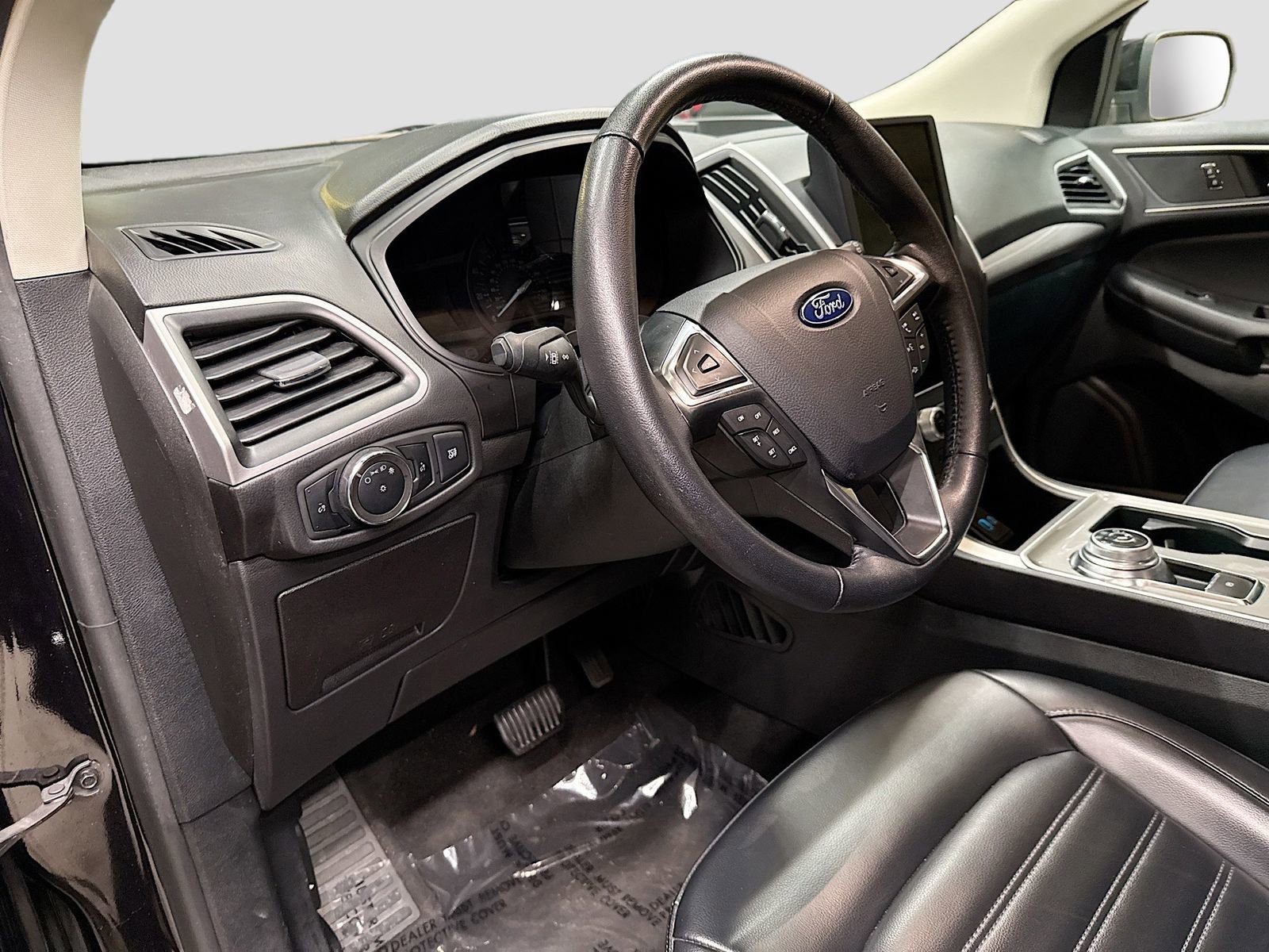 Used 2024 Ford Edge SEL image 10