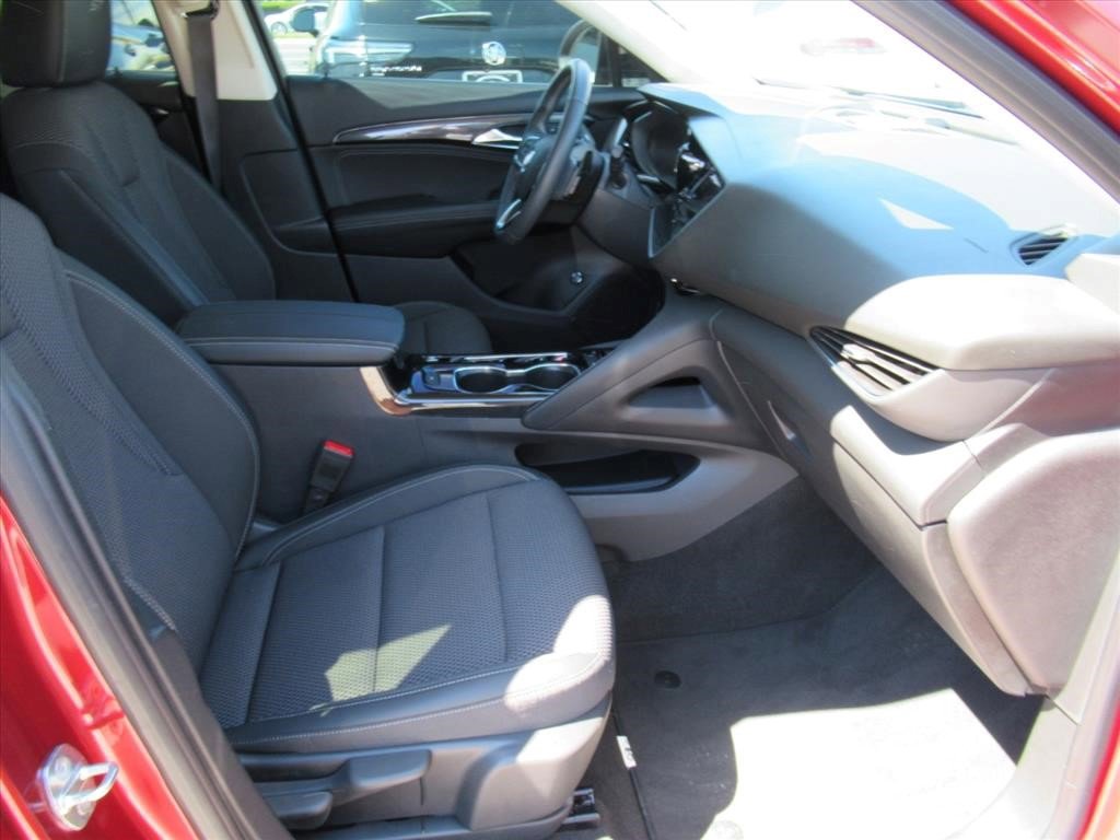 Certified 2023 Buick Envision Preferred FWD image 5