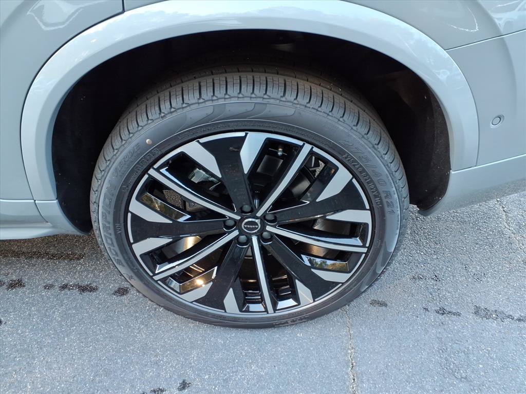 New 2026 Volvo XC90 B6 Plus w/ Protection Package Premier AWD/4WD image 7
