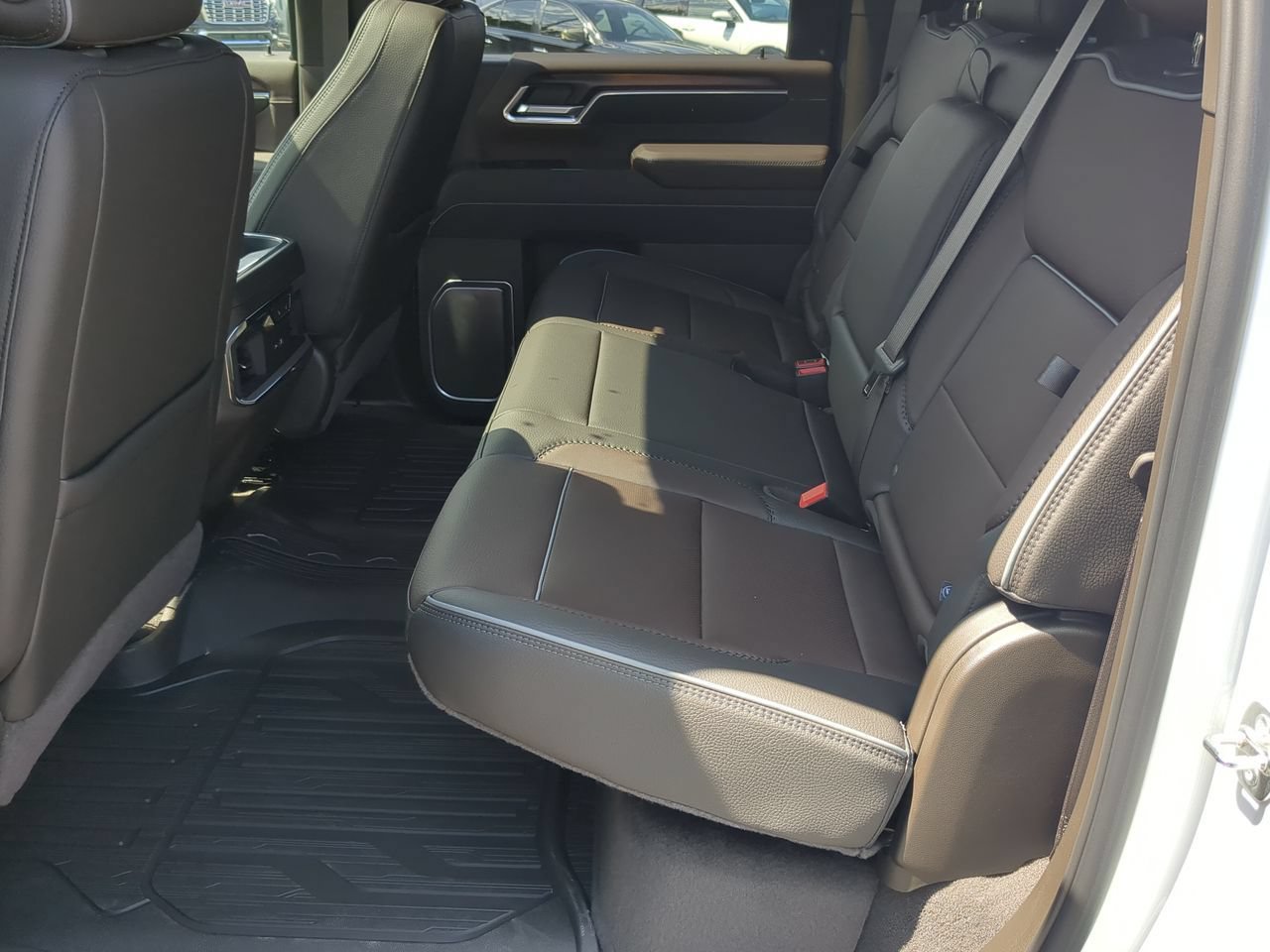 New 2026 GMC Sierra 2500 Denali w/ Denali Reserve Package AWD/4WD image 26