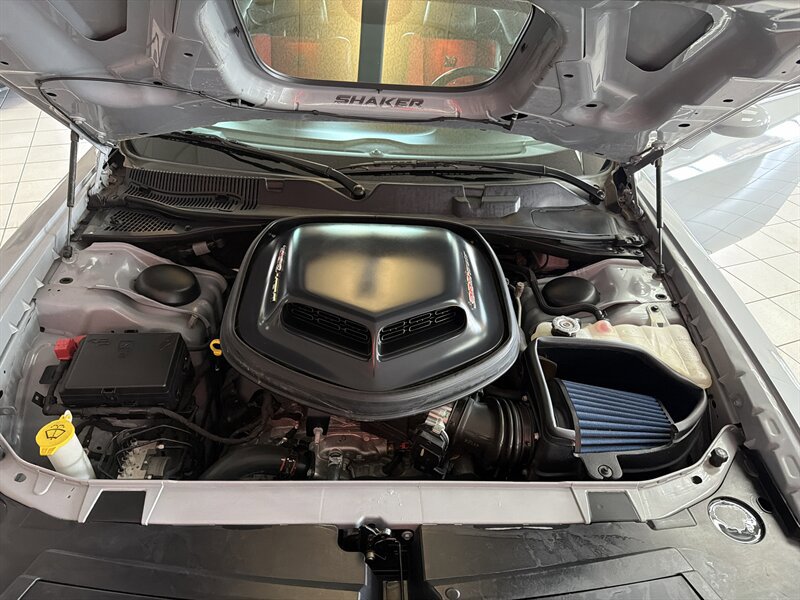 Used 2022 Dodge Challenger R/T Scat Pack w/ Shaker Package RWD image 30