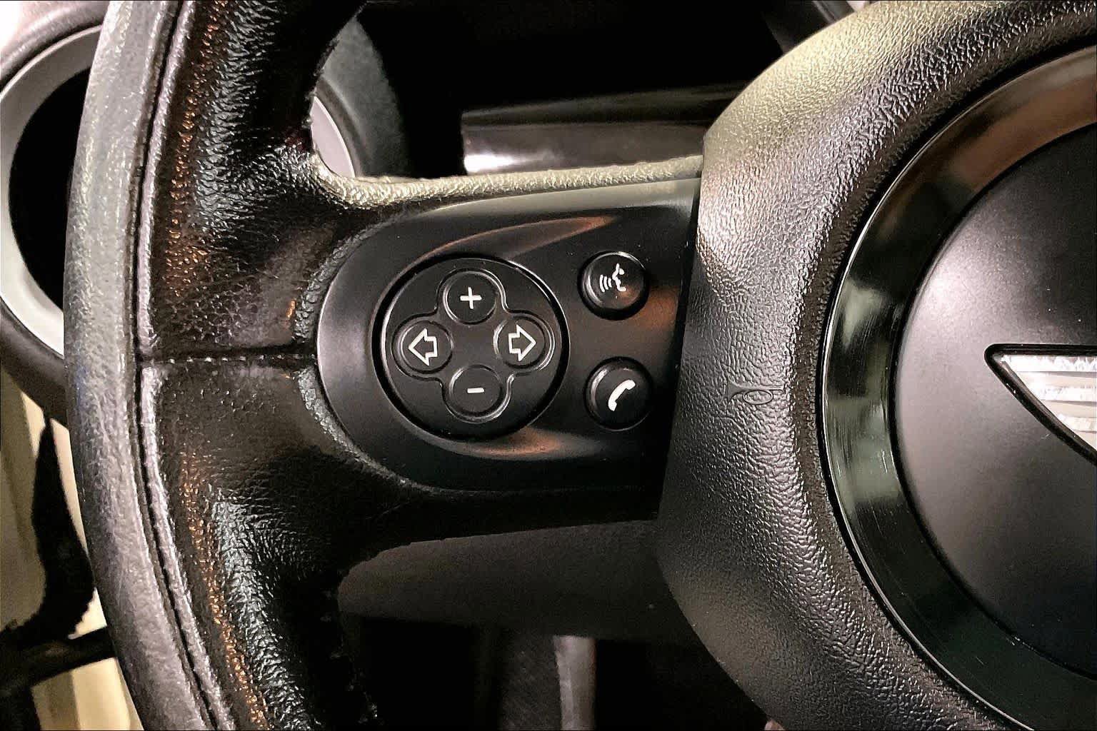Used 2013 MINI Cooper Clubman FWD image 24