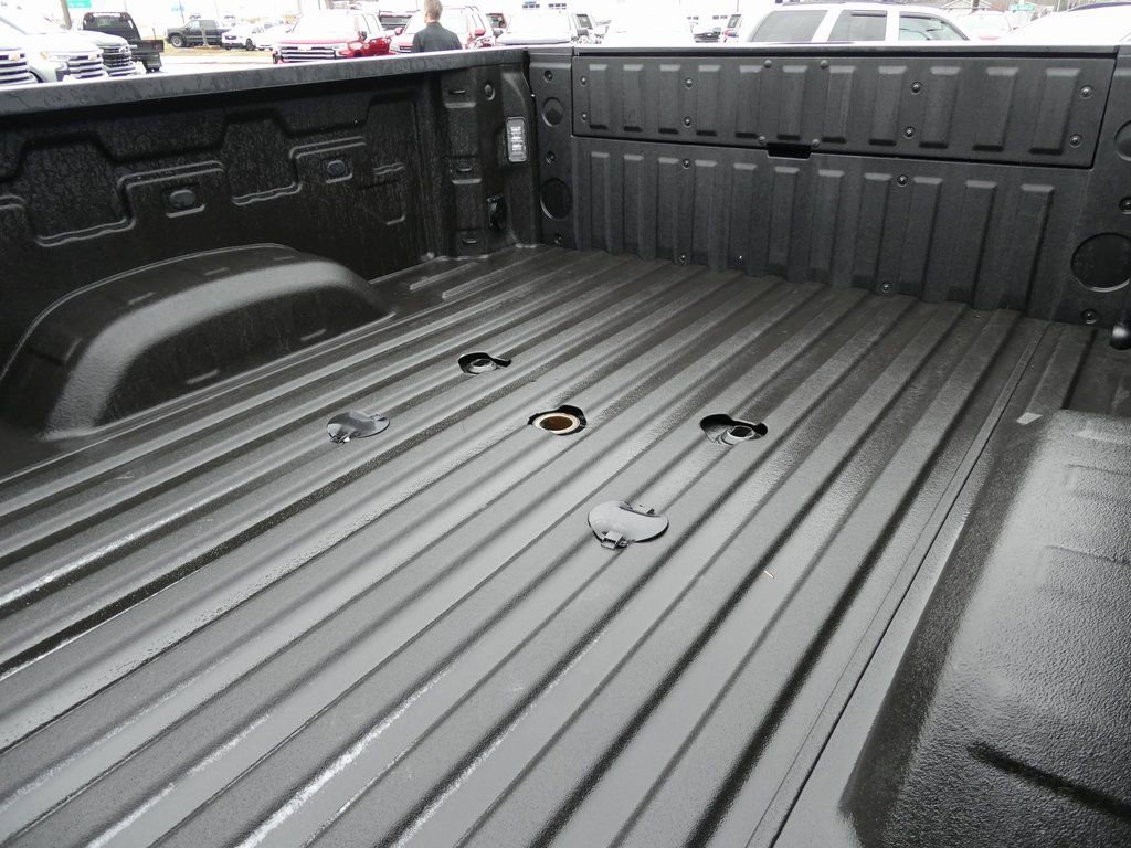 Certified 2025 GMC Sierra 2500 SLT w/ SLT Premium Package AWD/4WD image 8