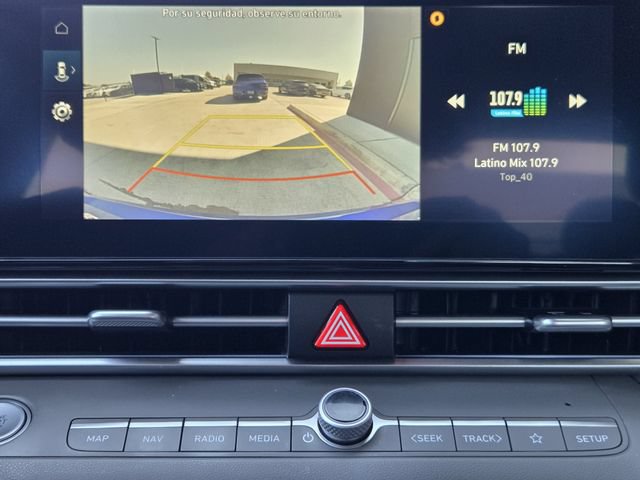 Certified 2024 Hyundai Elantra SEL w/ Convenience Package FWD image 11