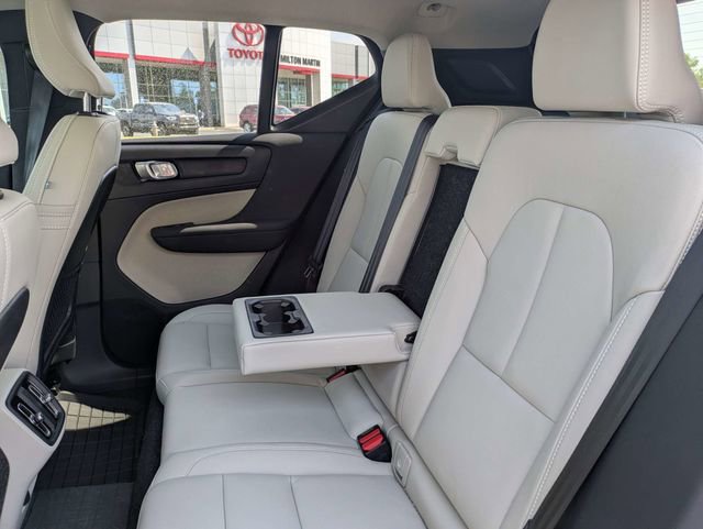 Used 2025 Volvo XC40 B5 Plus w/ Protection Package Premier image 13