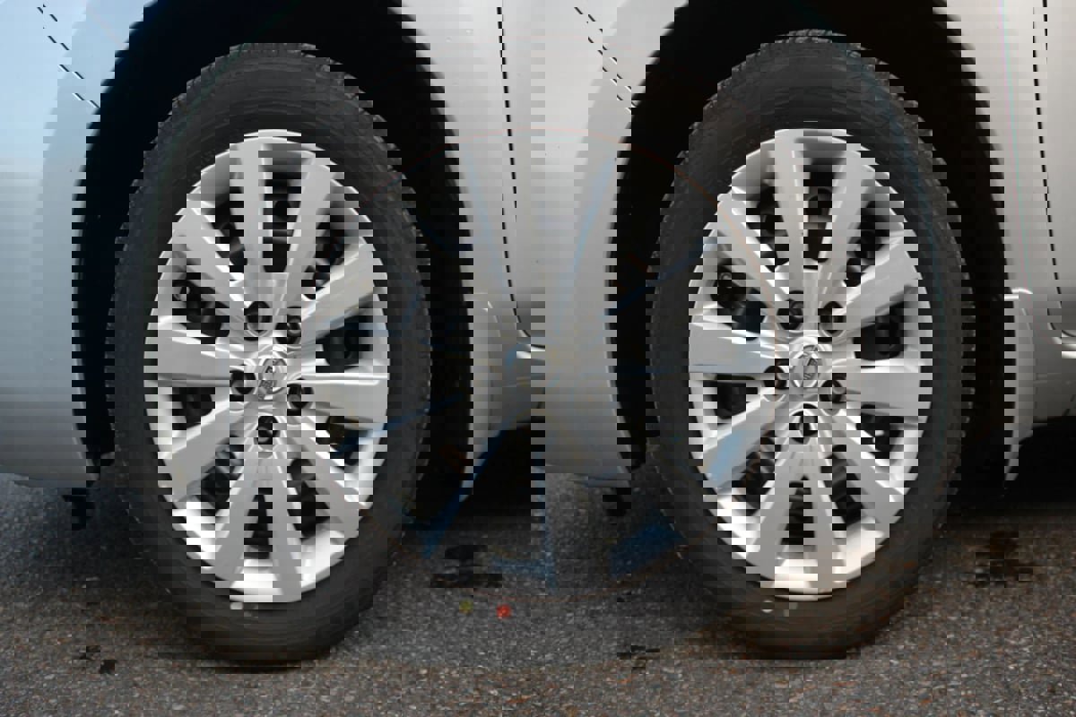 Used 2014 Nissan Leaf S w/ Charge Package image 13