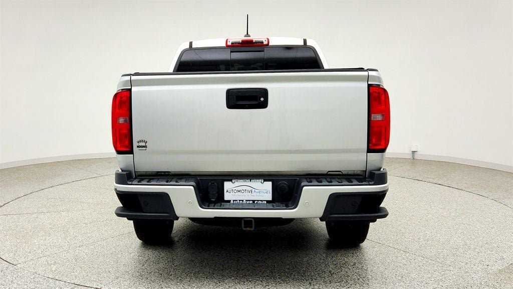 Used 2019 Chevrolet Colorado Z71 AWD/4WD image 6