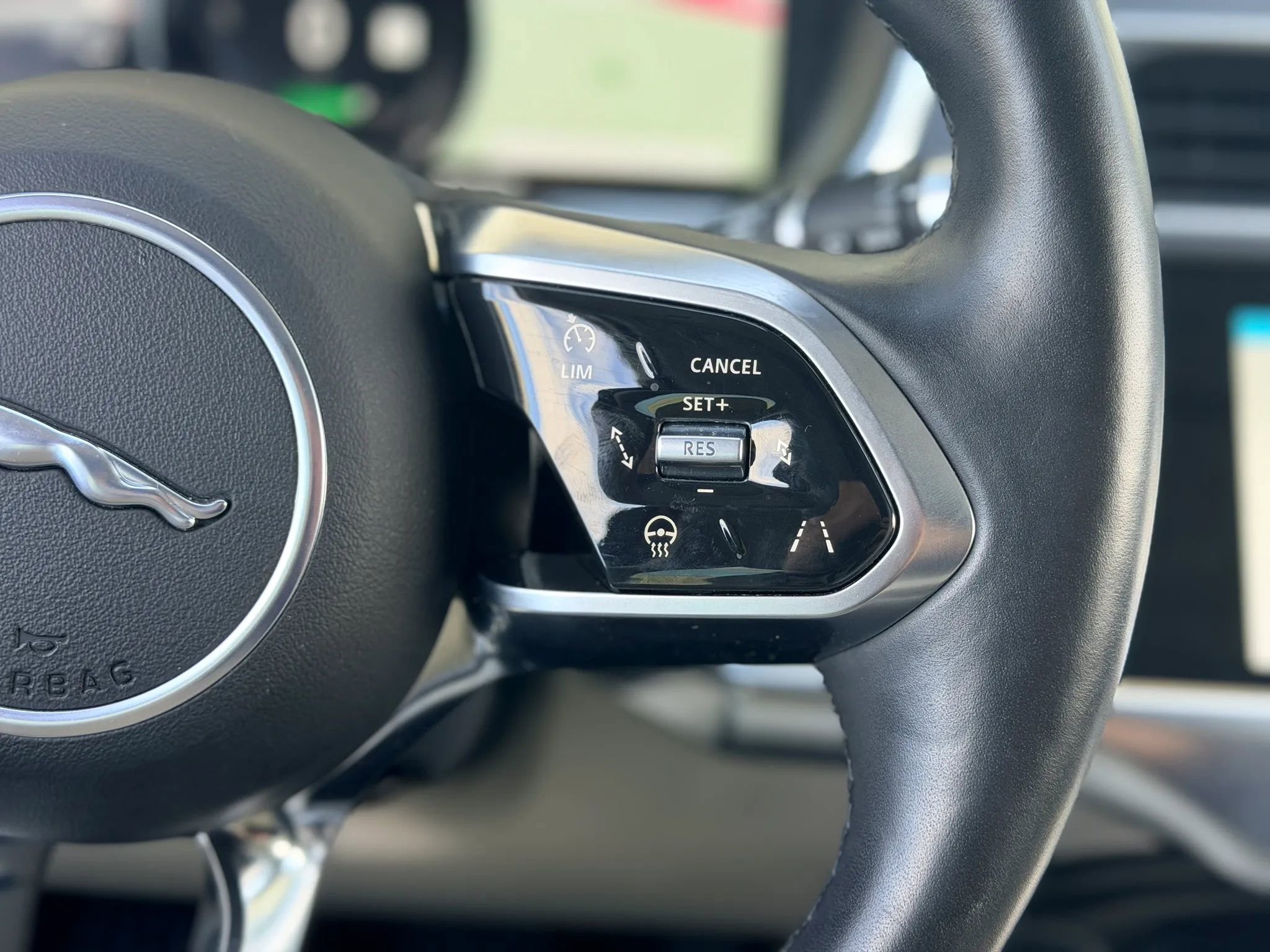 Used 2020 Jaguar I-PACE S image 28