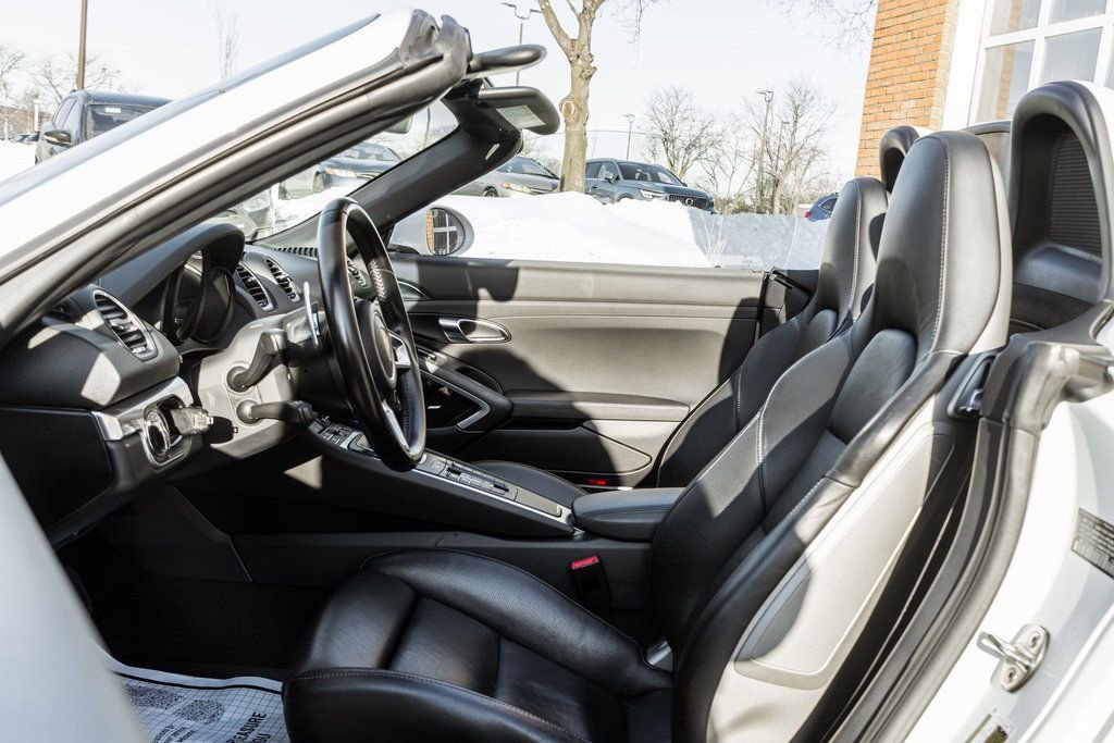 Used 2018 Porsche 718 Boxster GTS RWD image 31