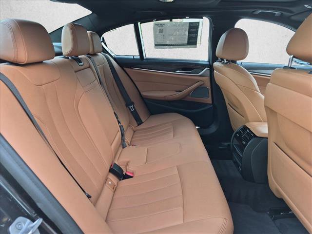 Used 2021 BMW 530i w/ M Sport Package RWD image 21