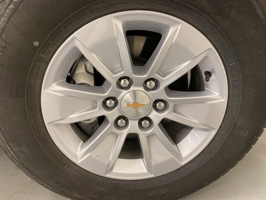 Used 2025 Chevrolet Silverado 1500 LT image 24