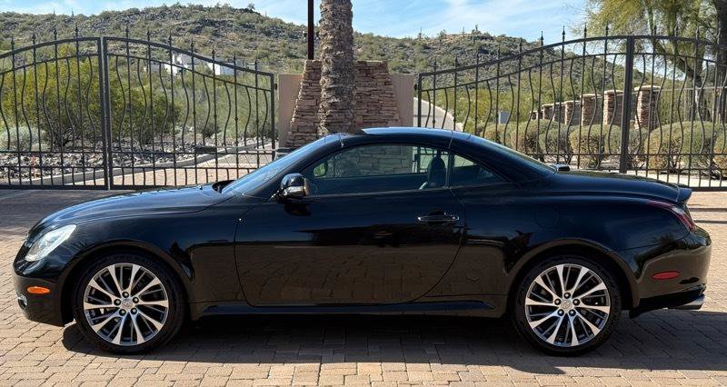 Used 2010 Lexus SC 430 Convertible RWD image 5