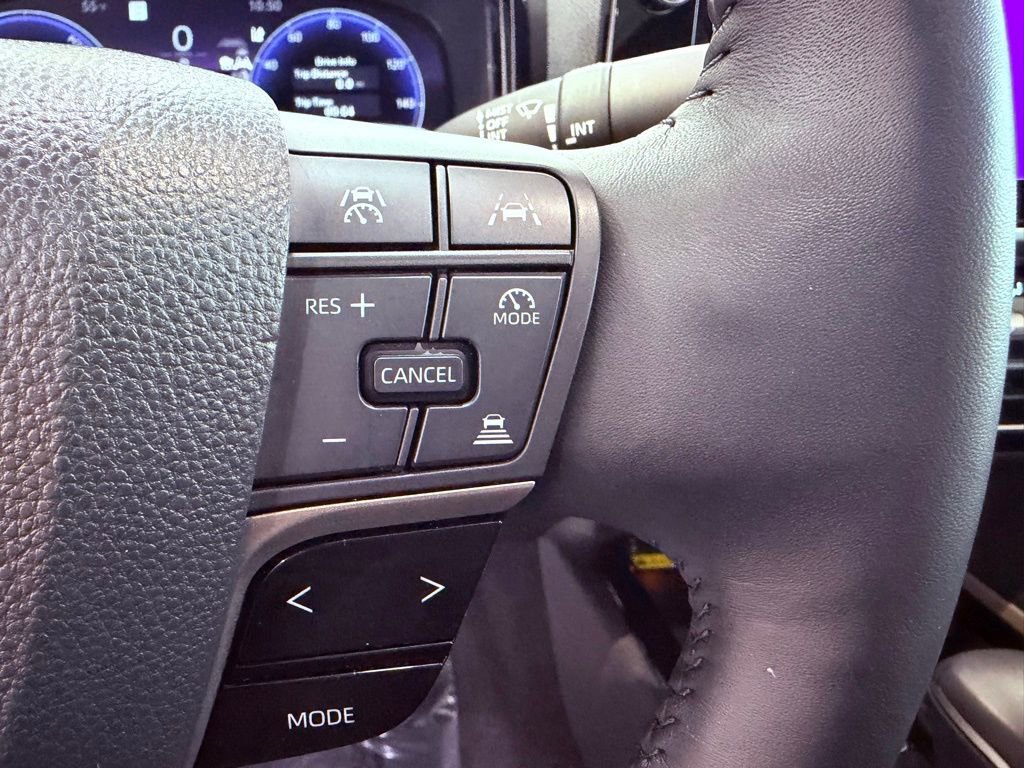 Used 2025 Toyota Camry XSE image 22