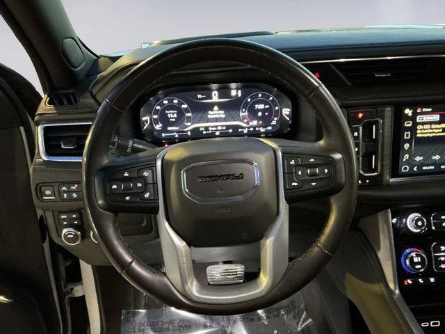 Used 2023 GMC Yukon Denali image 12