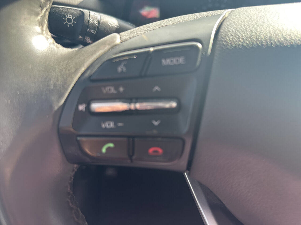 Used 2017 Hyundai Ioniq SEL FWD image 18