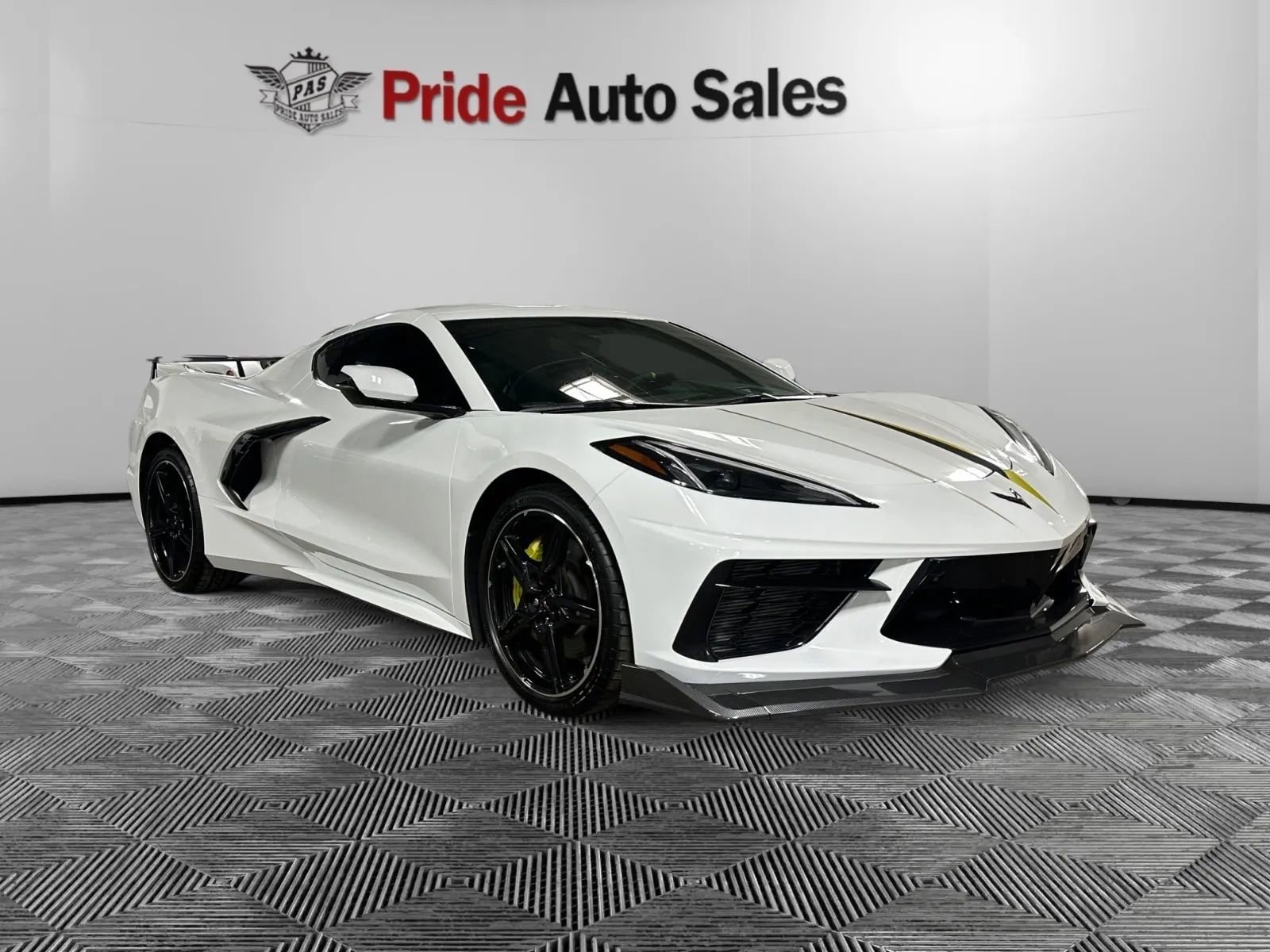Used 2023 Chevrolet Corvette Stingray 3LT Z51 PKG w/ Z51 Performance Package image 4