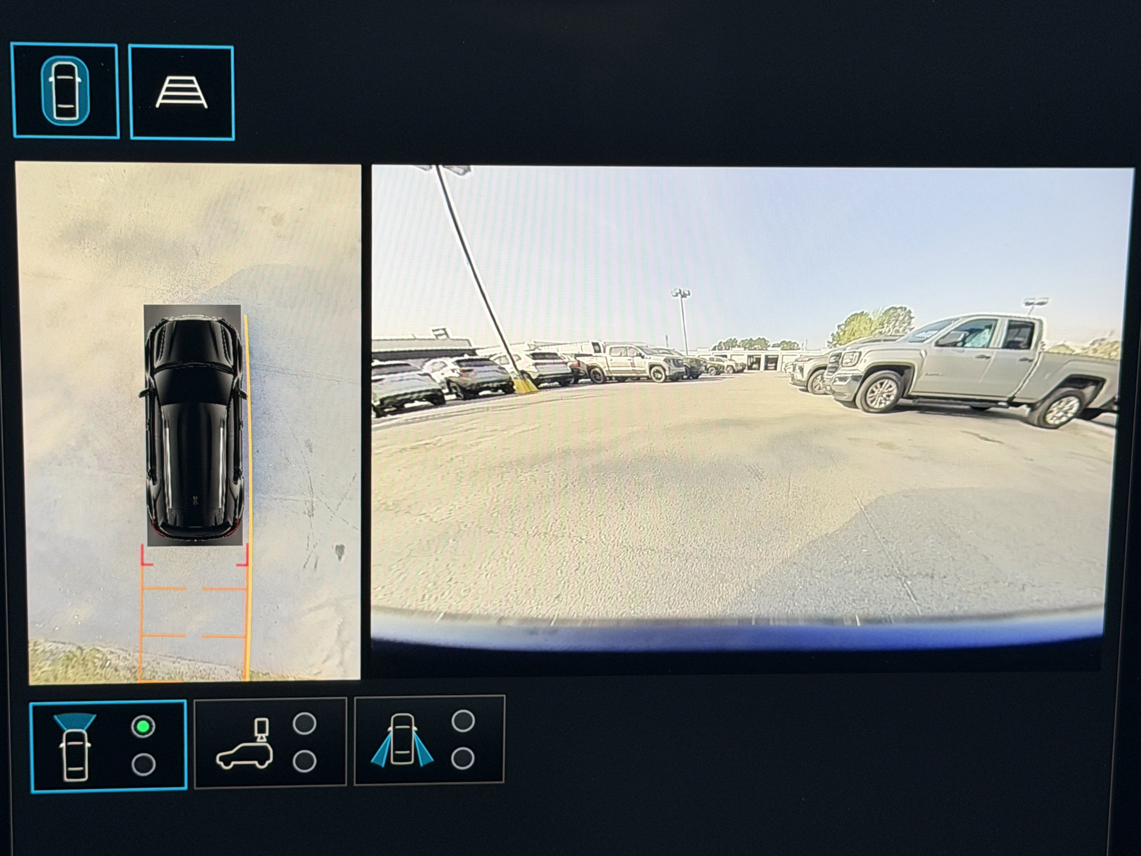 New 2026 GMC Terrain AT4 w/ Convenience Package III image 32