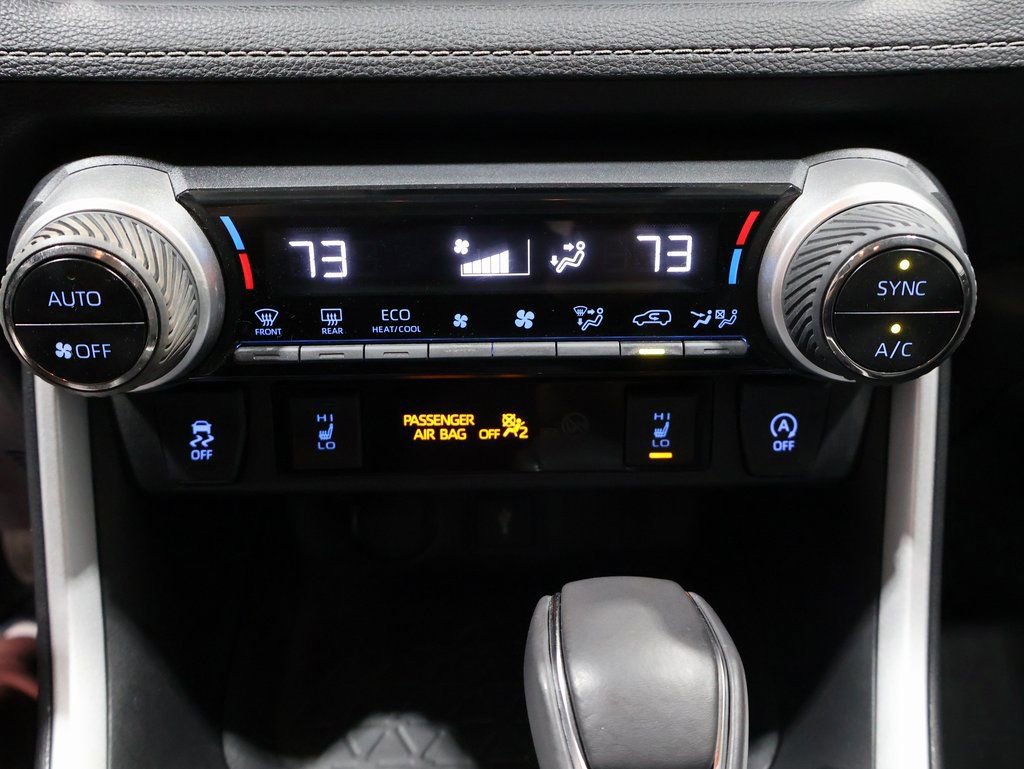 Used 2021 Toyota RAV4 XLE Premium image 34