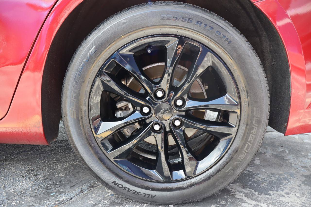 Used 2018 Chevrolet Malibu LT FWD image 31