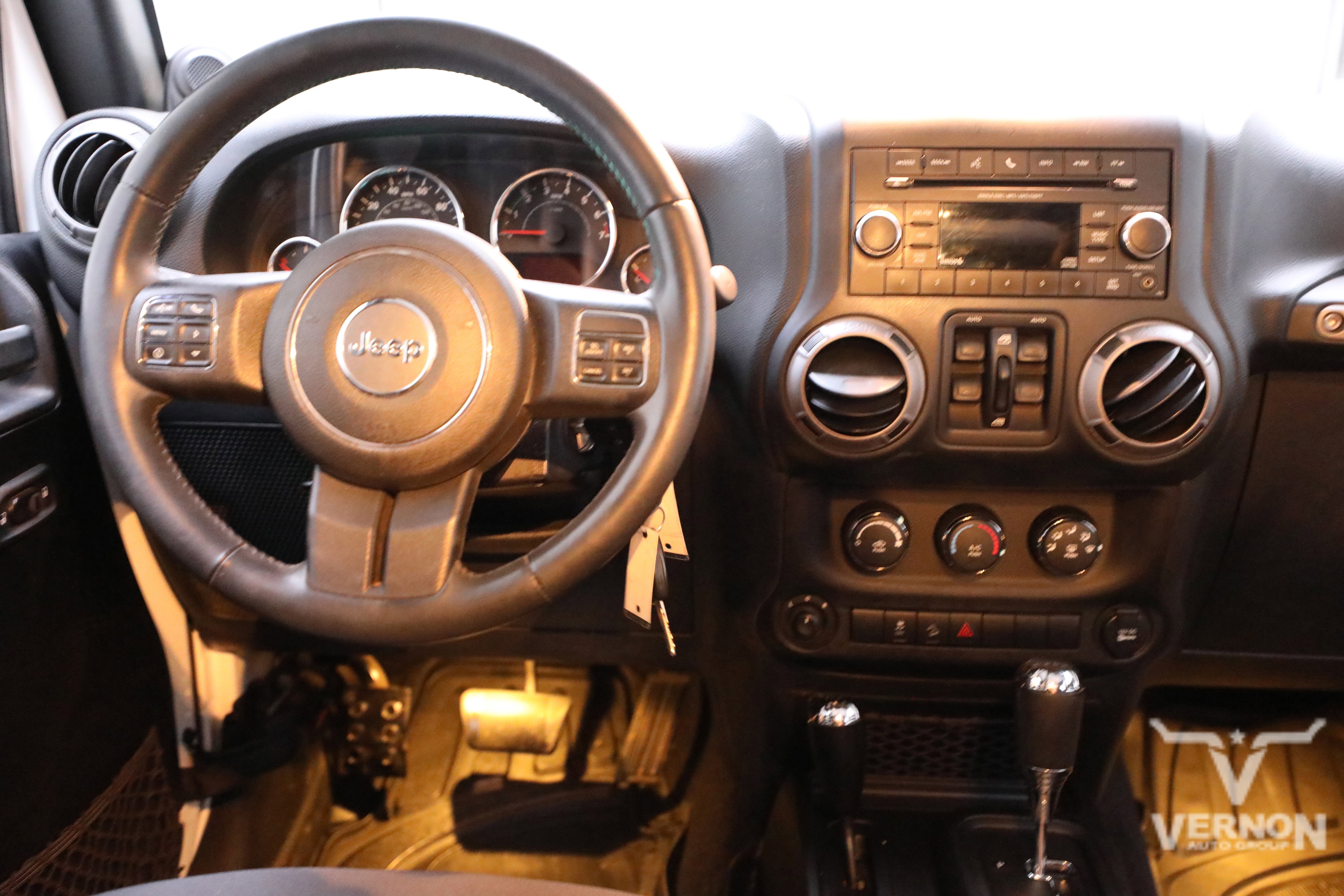 Used 2013 Jeep Wrangler Unlimited Sport image 18