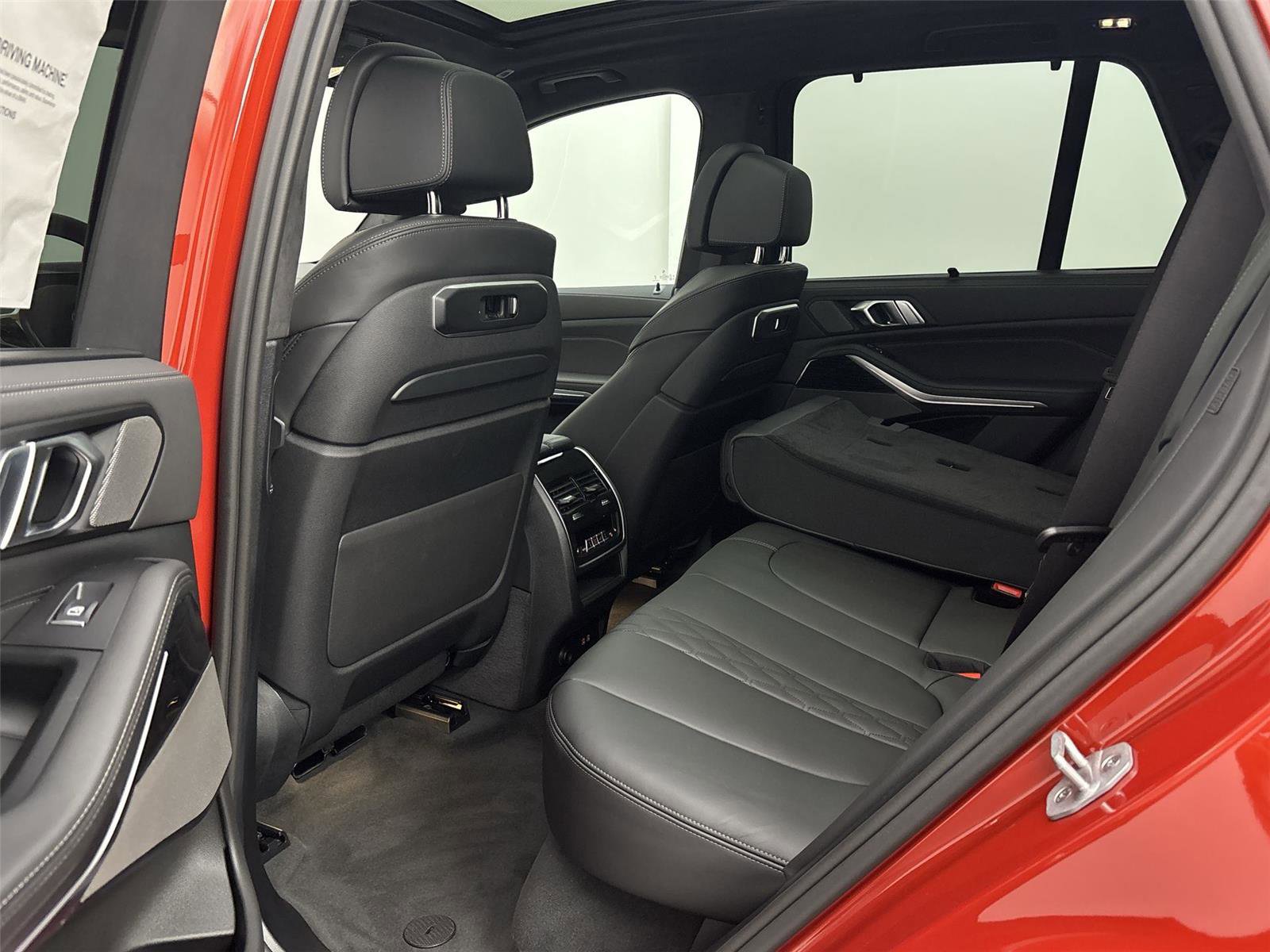 New 2026 BMW X5 xDrive40i w/ Executive Package image 21