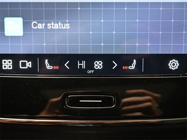 Used 2023 Volvo XC40 B5 Plus w/ Driver Assist Package image 22