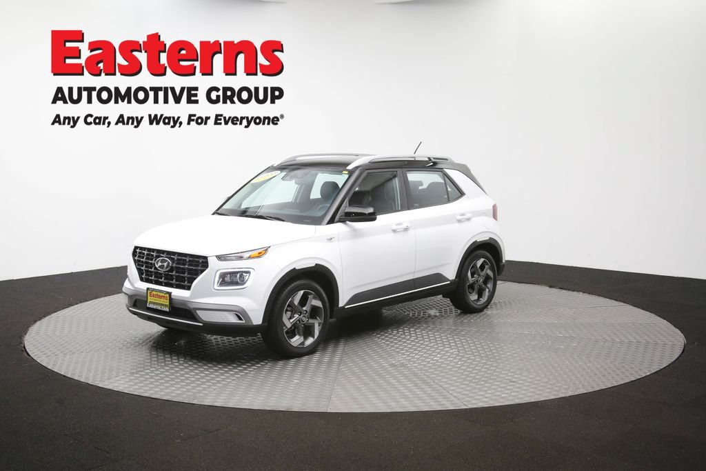 Used 2025 Hyundai Venue Limited FWD image 57