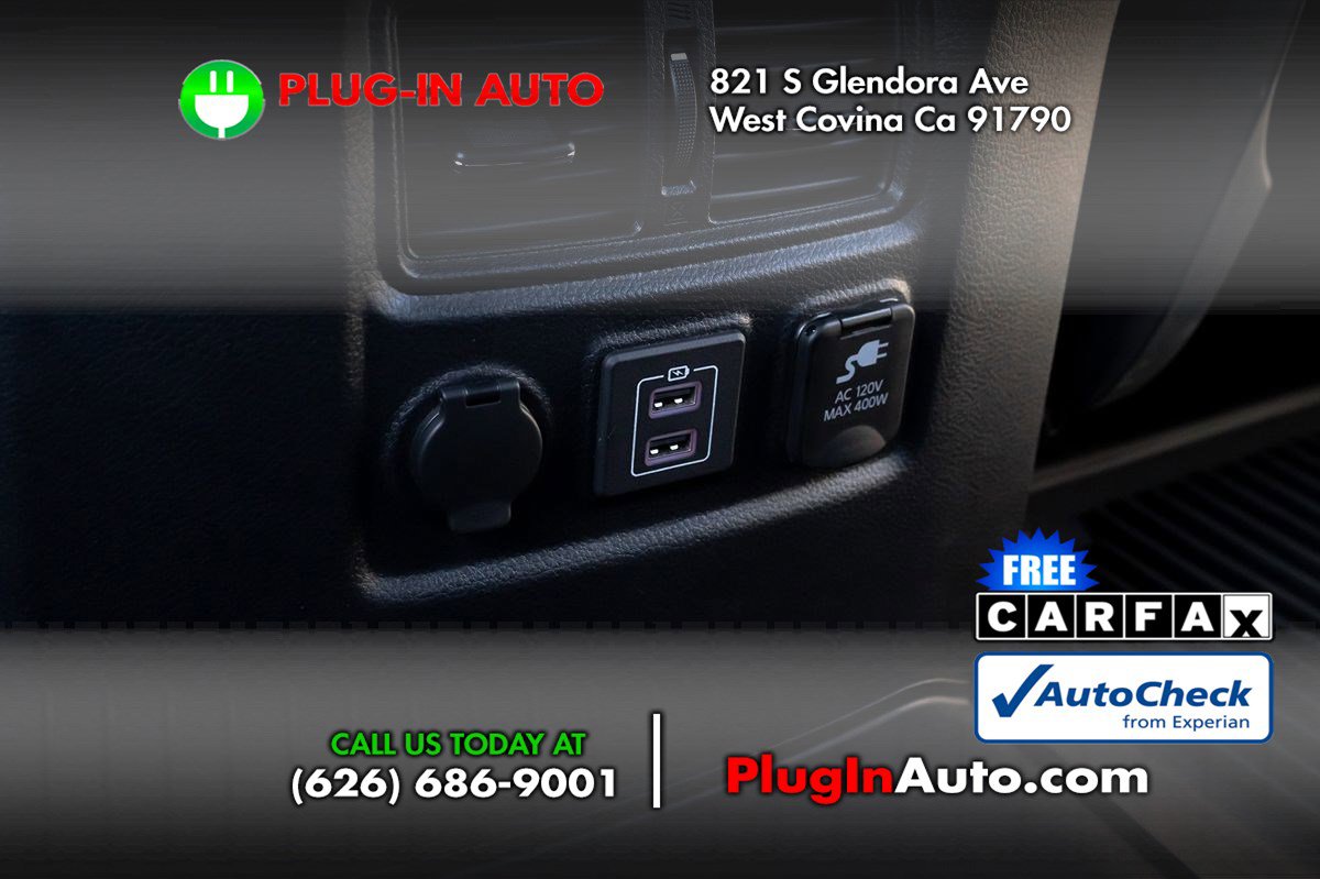 Used 2024 Nissan Titan PRO-4X w/ Off Road Protection Package image 12