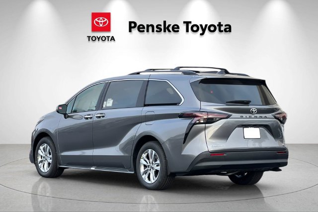 New 2026 Toyota Sienna XLE AWD/4WD image 6