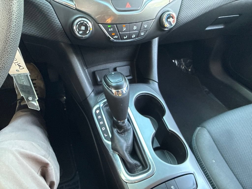 Used 2016 Chevrolet Cruze LT FWD image 56