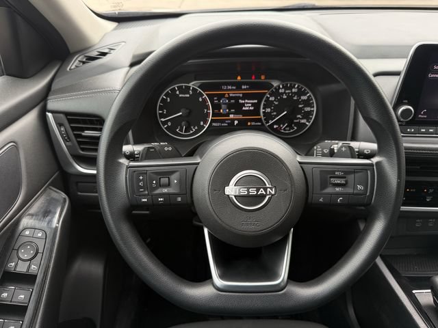 Used 2024 Nissan Rogue S AWD/4WD image 12