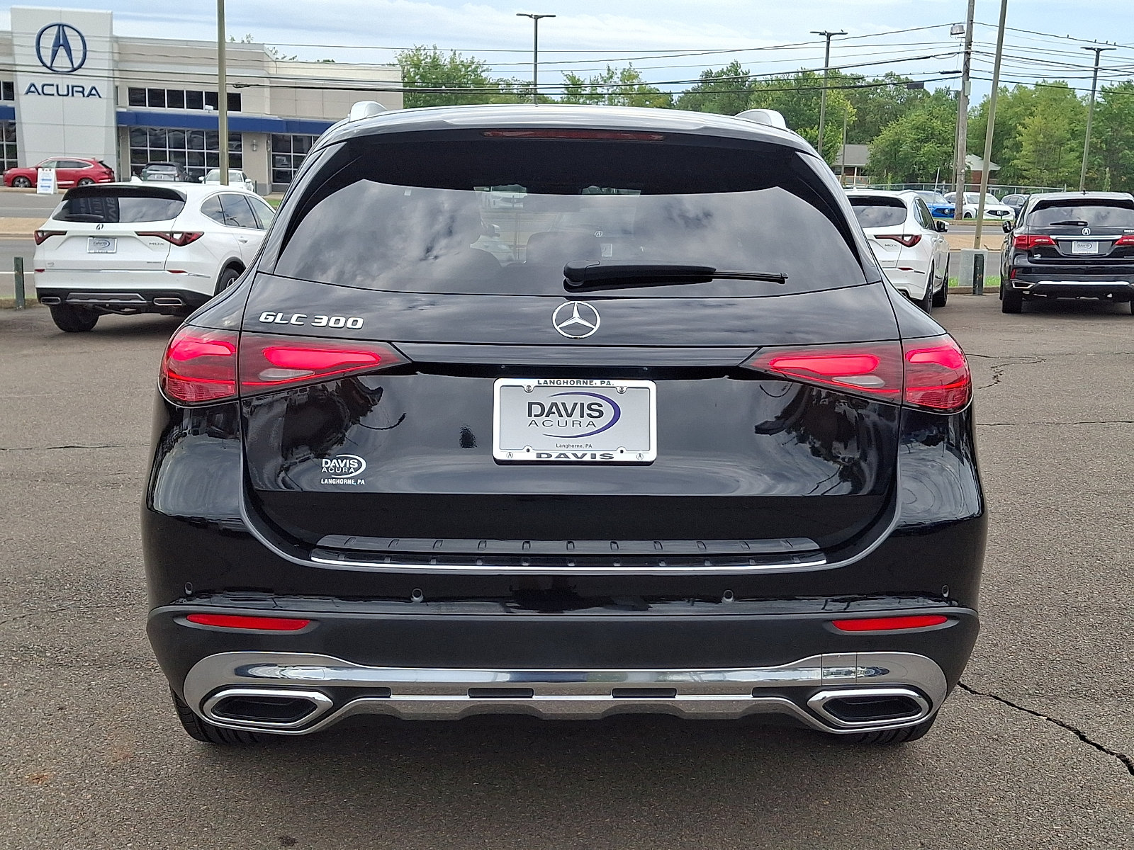Used 2025 Mercedes-Benz GLC 300 image 5