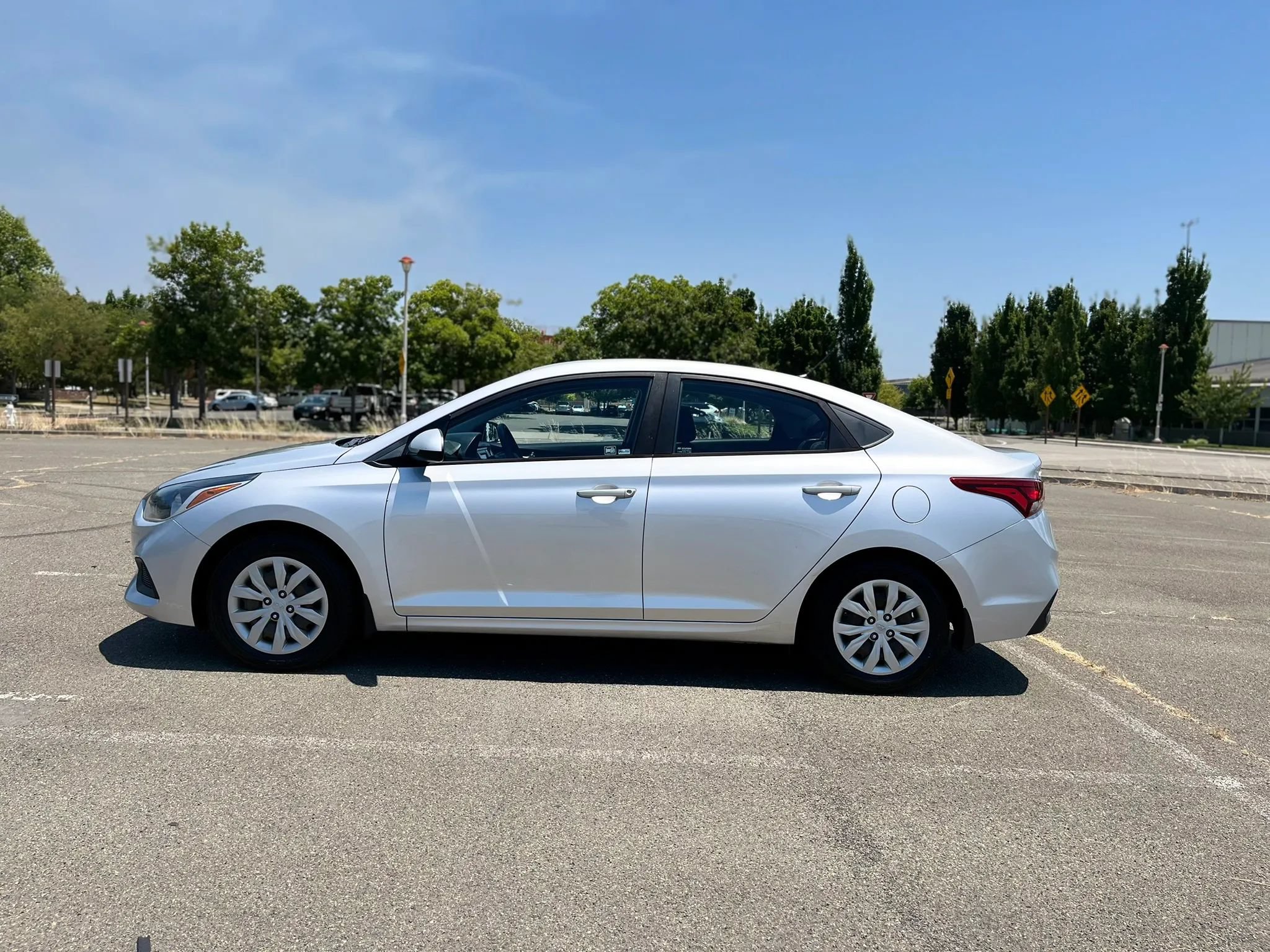 Used 2018 Hyundai Accent SE FWD image 9