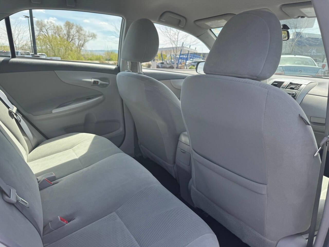 Used 2011 Toyota Corolla LE FWD image 15