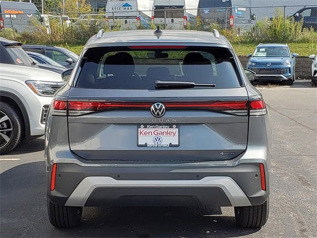 New 2025 Volkswagen Tiguan S image 4