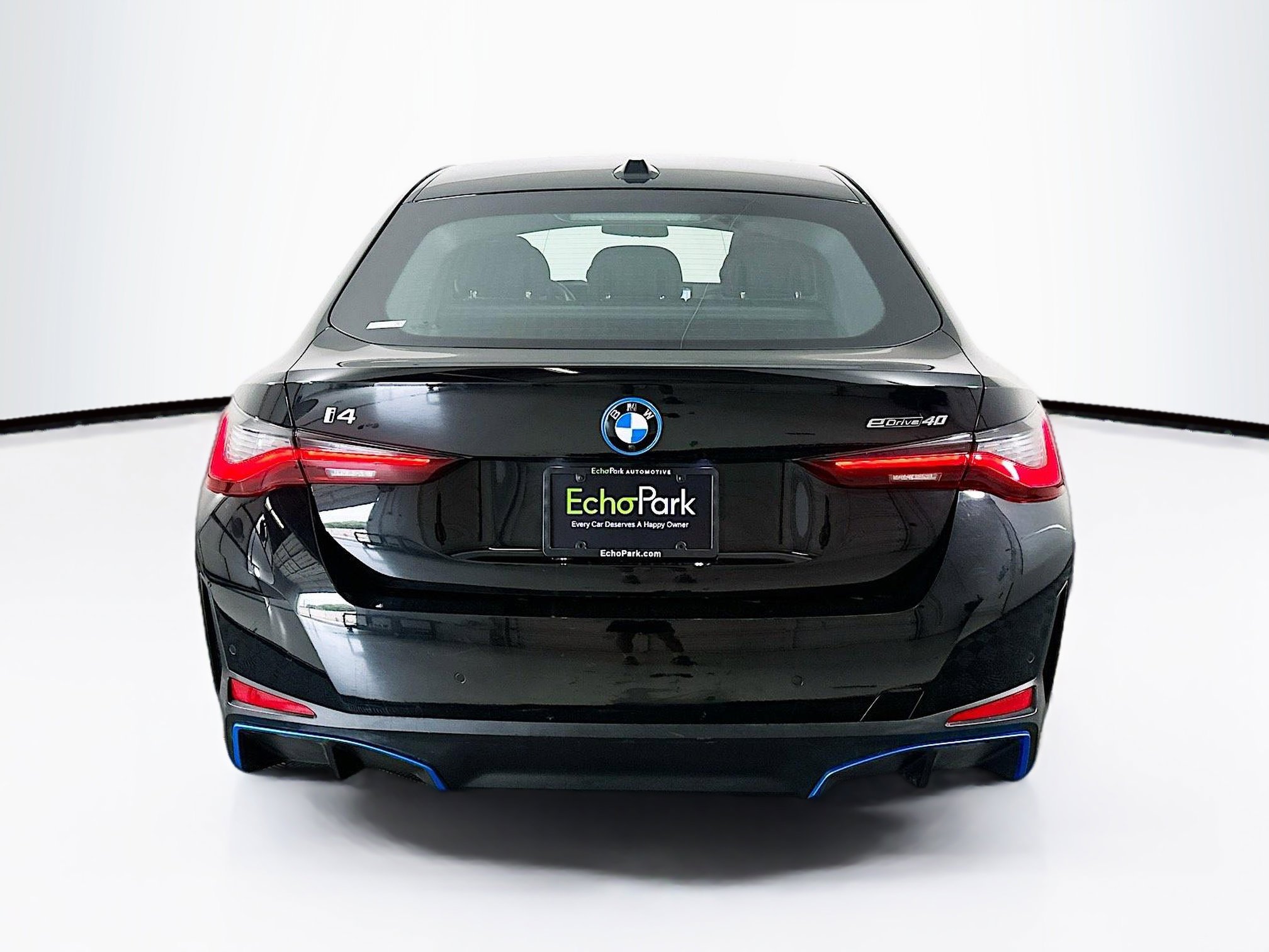 Used 2024 BMW i4 eDrive40 w/ Premium Package RWD image 7