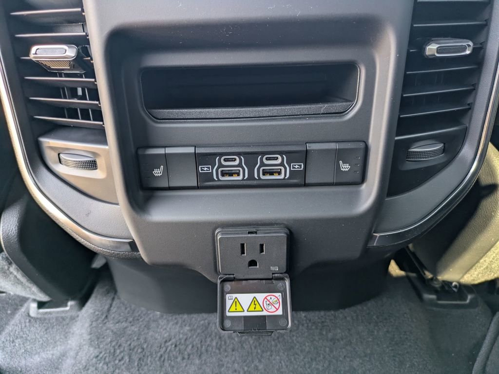 New 2026 RAM 1500 Laramie w/ Night Edition image 32