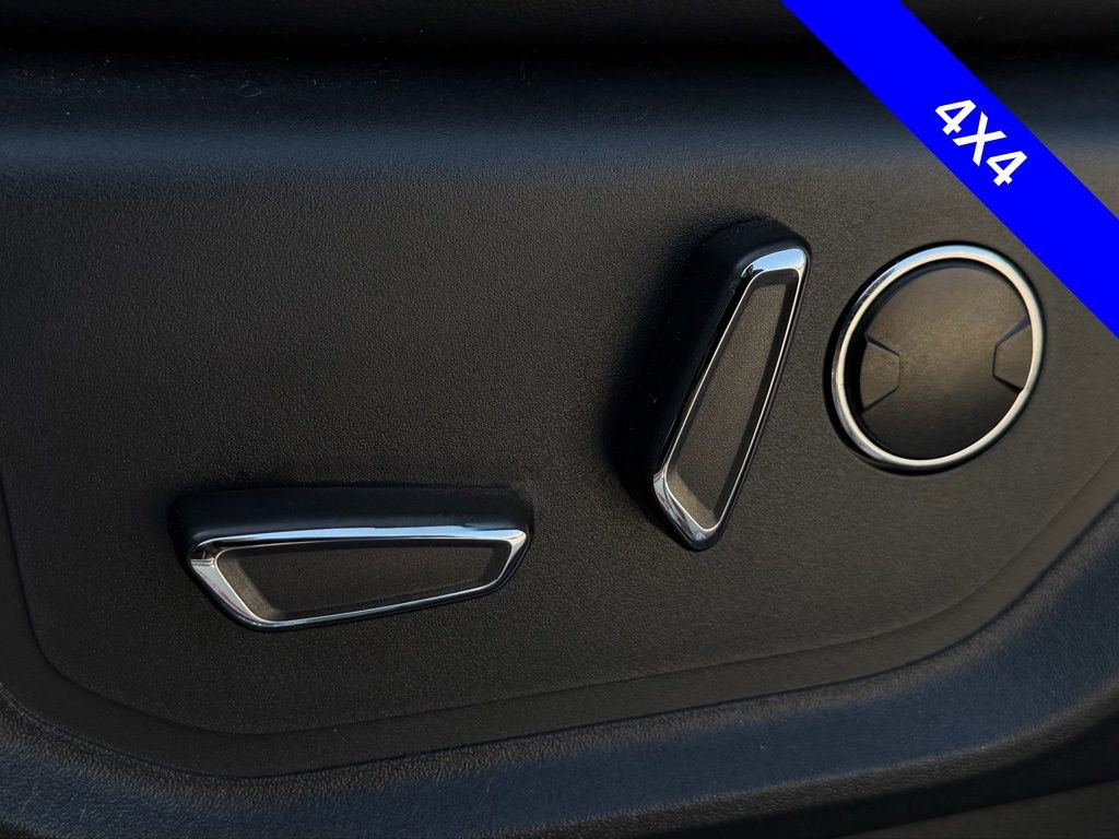 Used 2022 Ford F250 Platinum w/ FX4 Off-Road Package image 7