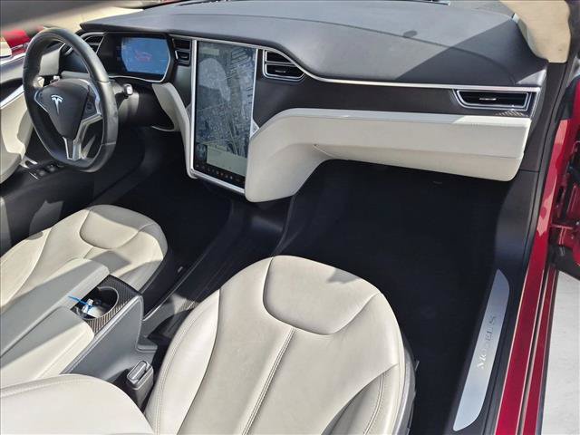 Used 2016 Tesla Model S 70 RWD image 23