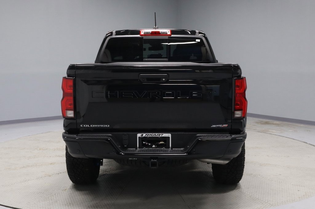Used 2026 Chevrolet Colorado ZR2 w/ Technology Package image 11