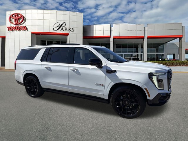 Used 2026 GMC Yukon XL AT4 Ultimate w/ LPO, Floor Liner Package