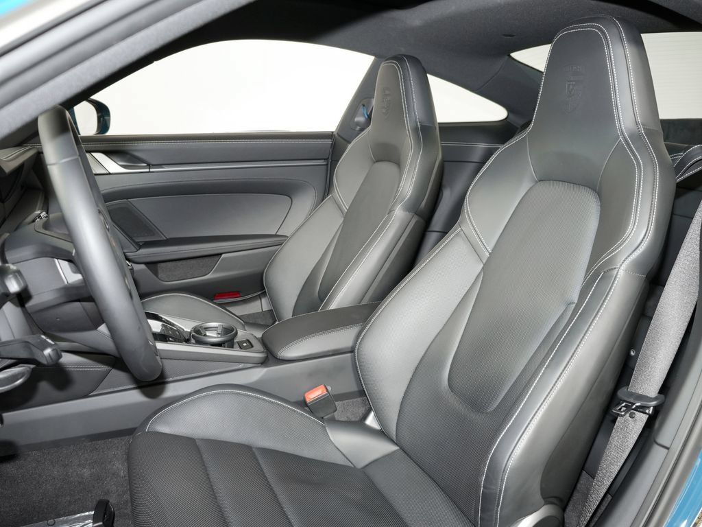 Certified 2022 Porsche 911 Carrera S RWD image 5