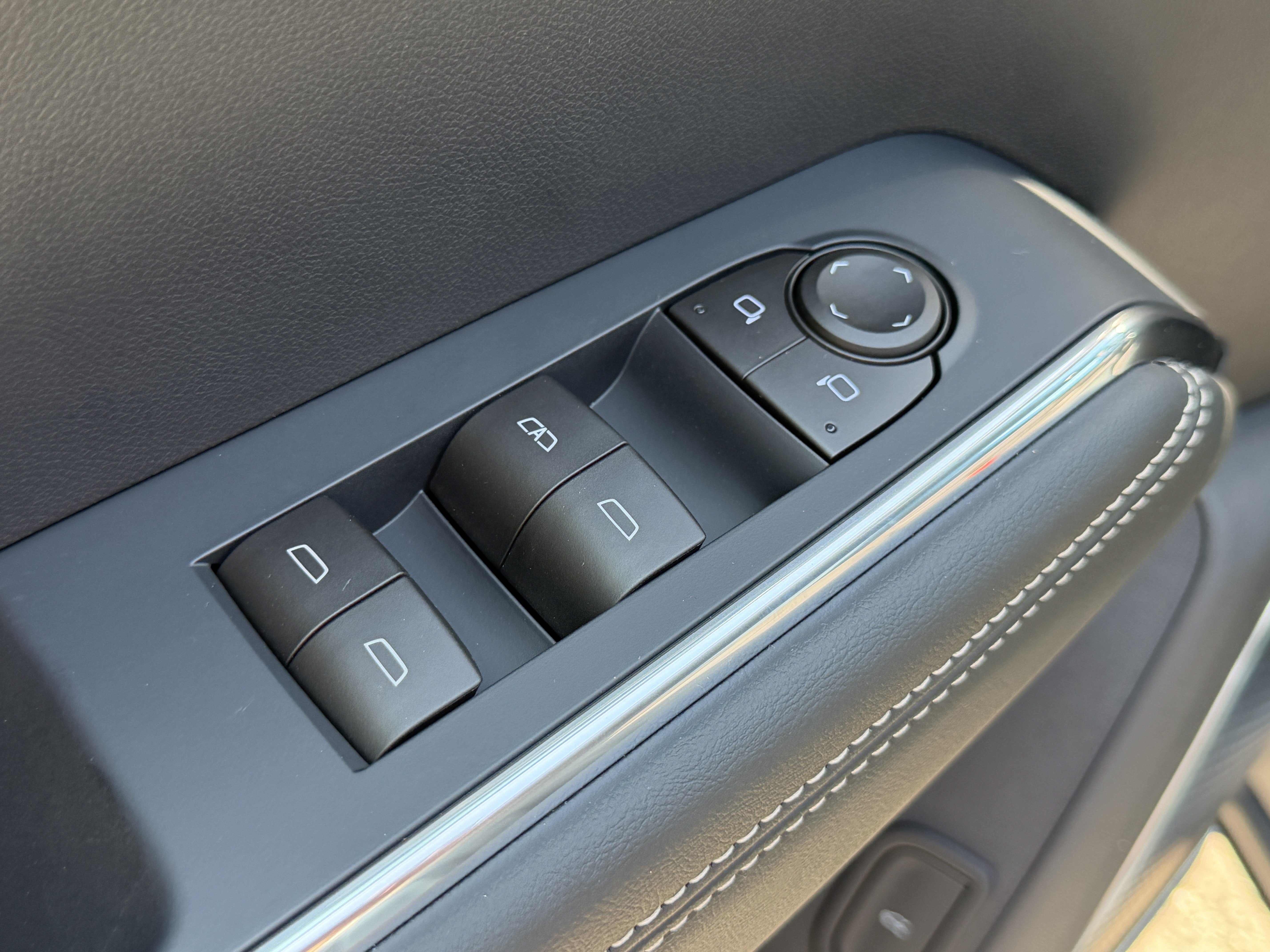 New 2026 GMC Acadia Elevation FWD image 11