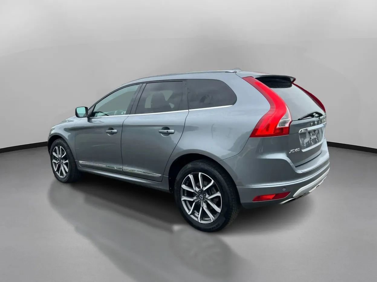 Used 2017 Volvo XC60 T6 Dynamic w/ Climate Package AWD/4WD image 13