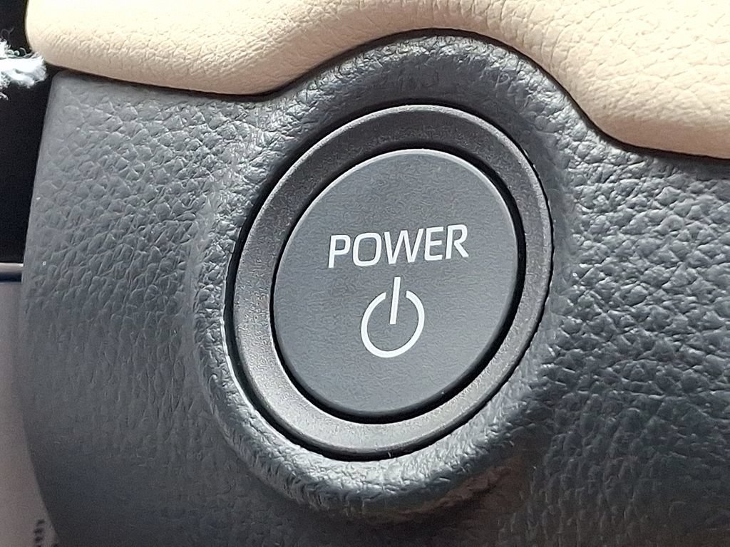 Used 2026 Toyota RAV4 XLE Premium w/ Panoramic Sun Roof Package AWD/4WD image 25