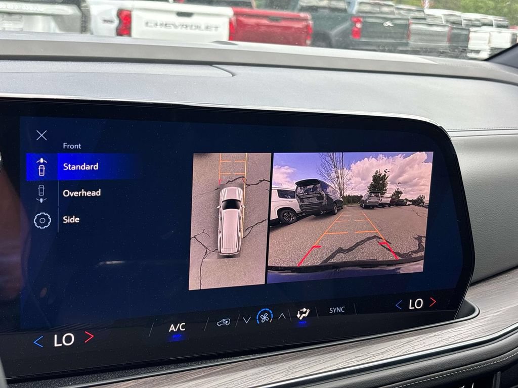 New 2026 Chevrolet Suburban LS AWD/4WD image 12