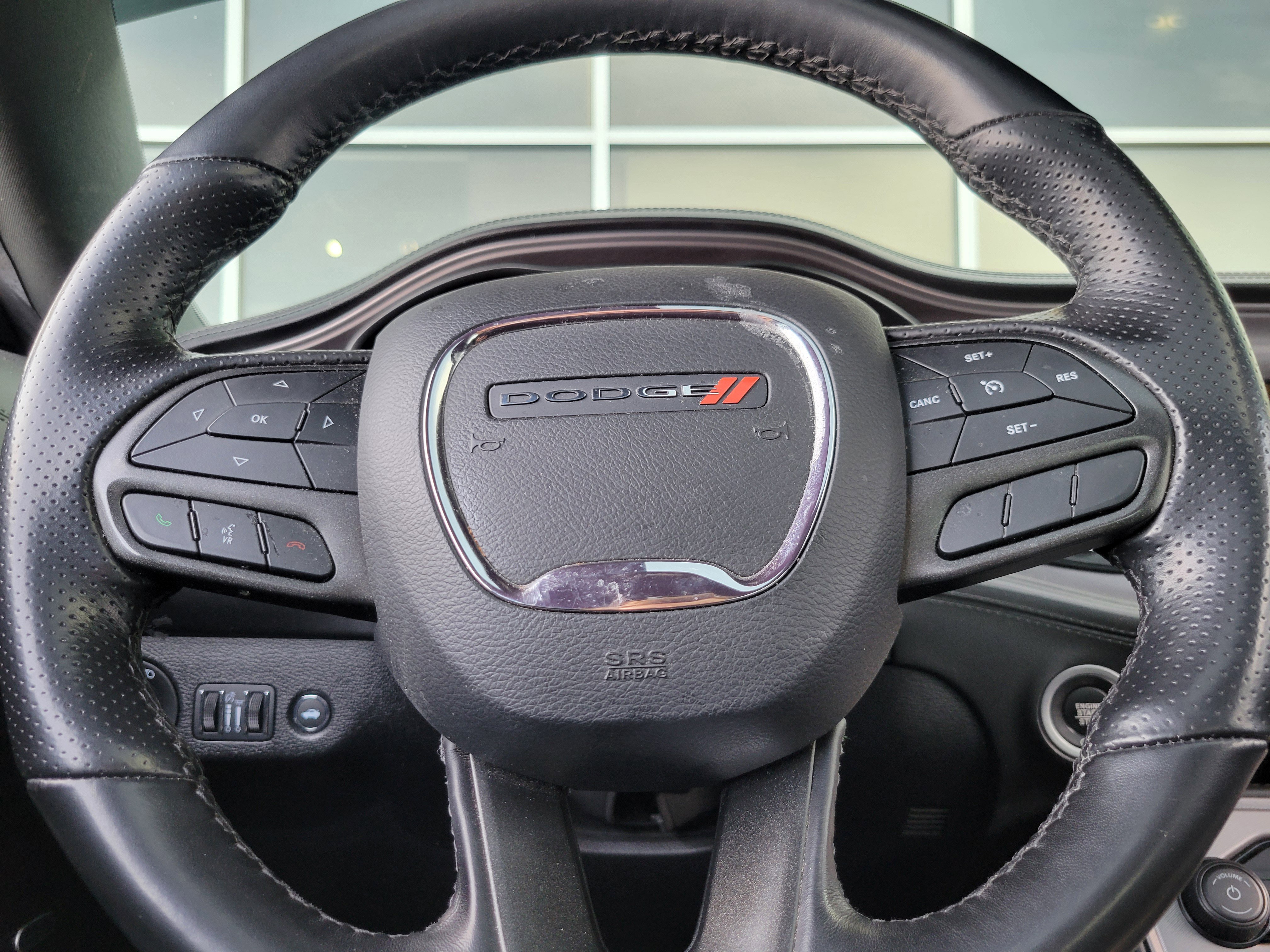 Used 2023 Dodge Challenger R/T w/ Plus Package image 6