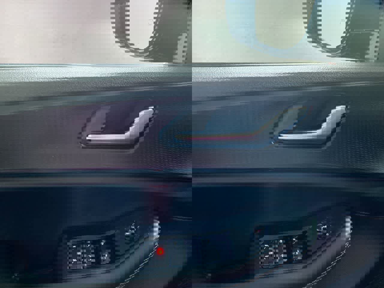 Used 2023 Jeep Grand Cherokee L Laredo image 19