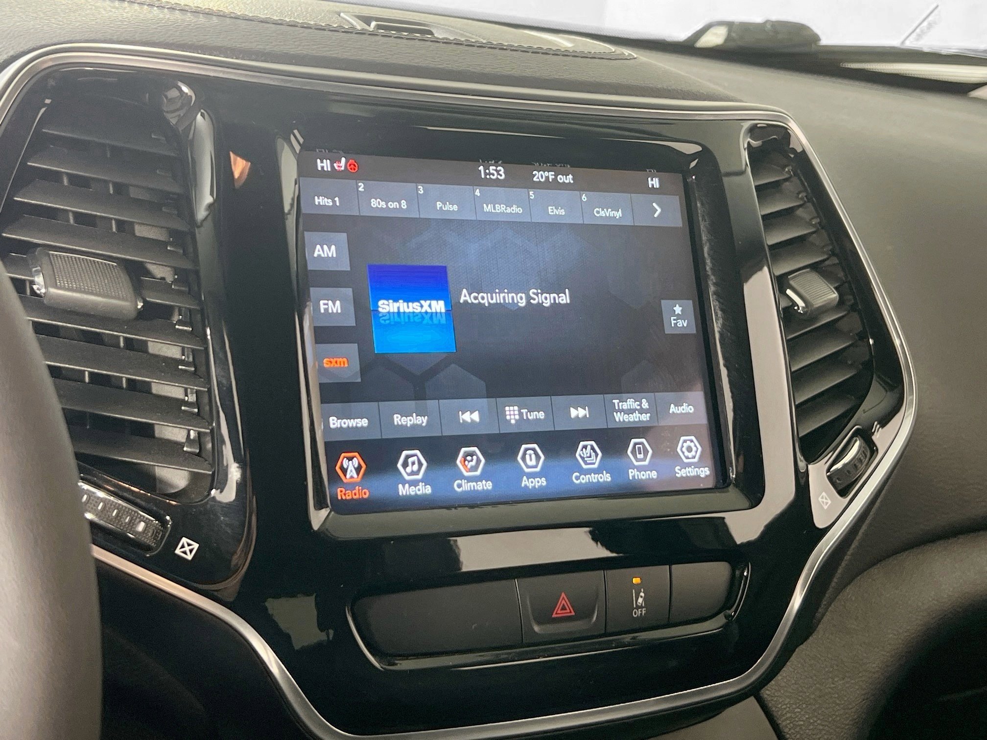 Used 2022 Jeep Cherokee Limited image 14